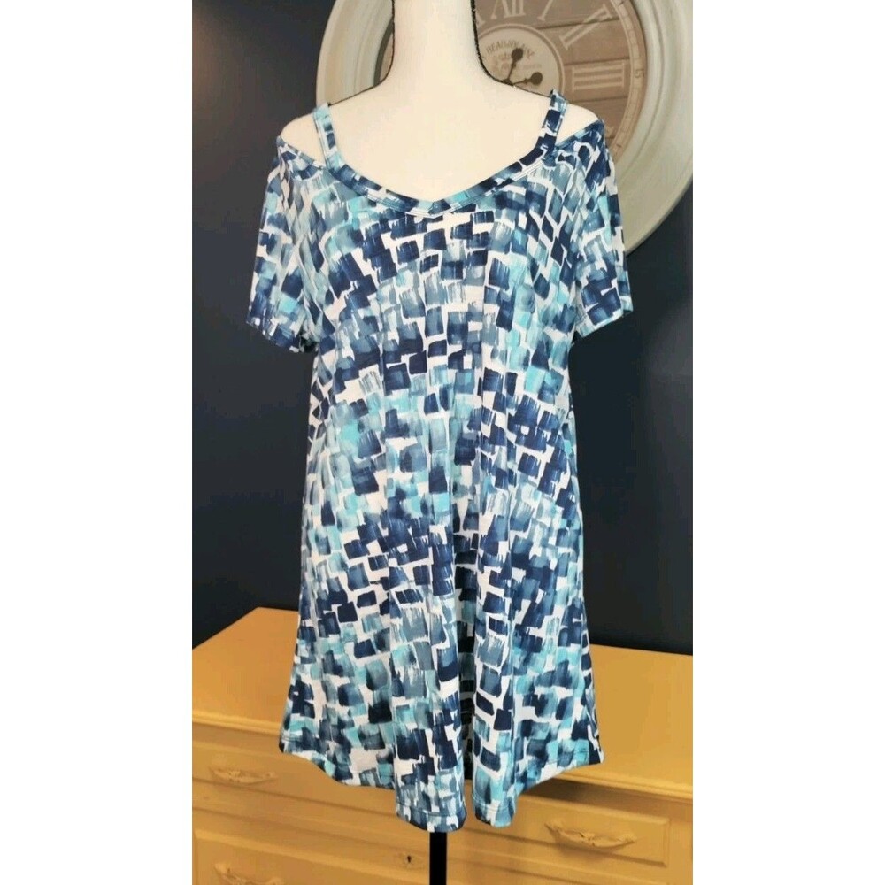 Signature Weekend Blouse Women's XL Blue Aqua Geometric Pattern Cold Shoulders